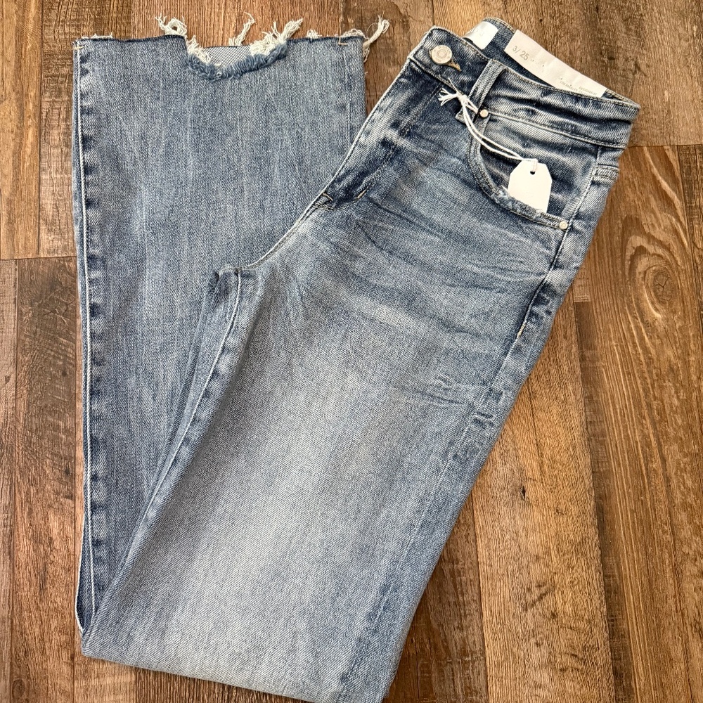 NEVER WORN PETRA153 BootCut Jeans